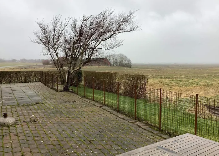 9 Person In Thyholm-by Traum *